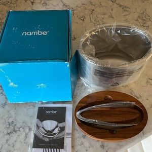 New In Box 100% Authentic Nambe Mikko Ice Bucket with Tongs.